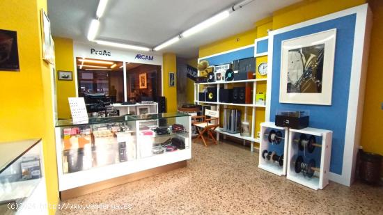 LOCAL EN VENTA EN AV. ABAT MARCET - BARCELONA