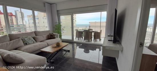 PRECIOSO APARTAMENTO TOTALMENTE REFORMADO EN 2ª LINEA DE LA PLAYA DE GANDIA - VALENCIA