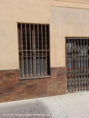 Se vende estupendo local en Moctezuma - CACERES