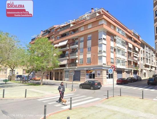 Venta de 2 pisos en Petrer - ALICANTE