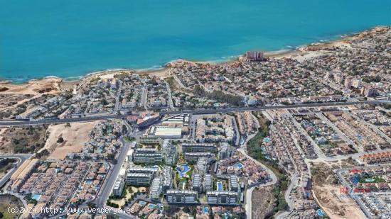 Nuevo apartamento de 2 habitaciones y 2 baños en la costa de Orihuela - ALICANTE