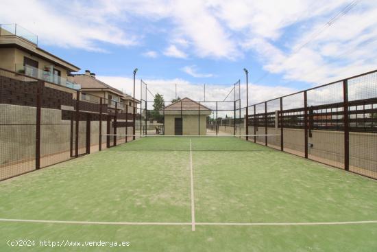 Piso de 3 habitaciones en planta baja. En  La Navata, Galapagar - MADRID