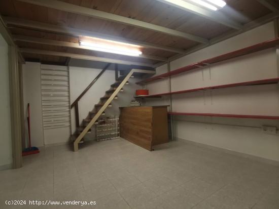 Bajo comercial en Rúa Saude Carballo - A CORUÑA