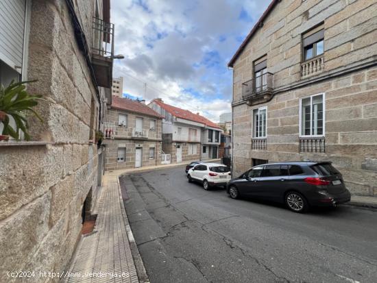 CASA PARA REFORMA INTEGRAL CON TERRENO EN CENTRO OURENSE - ORENSE