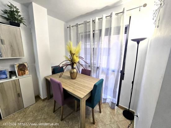 Apartamento con dos dormitorios y garaje, en La Seda - MURCIA