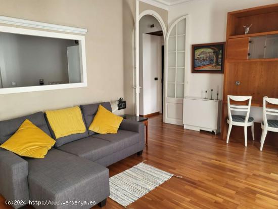  Apartamento entero de 2 dormitorios en Barcelona. - BARCELONA 