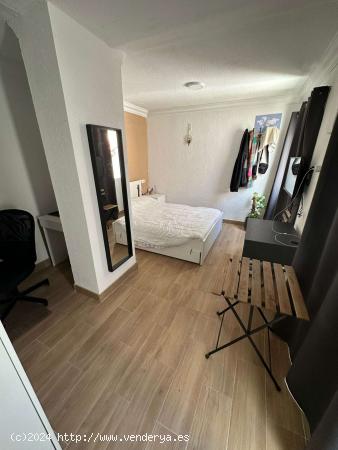  Habitación en piso compartido en Alicante (Alacant) - ALICANTE 