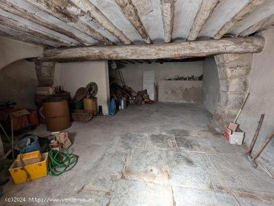 Casa en casco antiguo de Valderrobbres - TERUEL