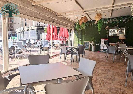 EXITOSO RESTAURANTE EN VENTA POR JUBILACIÓN - MURCIA