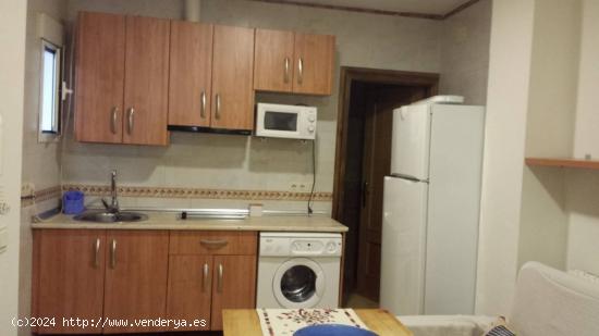 Apartamento en alquiler de dos dormitorios  junto Gran Vis - GRANADA