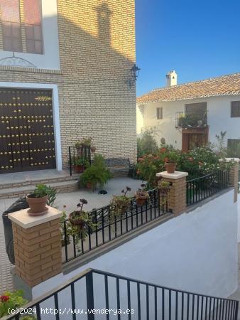 estupenda casa iznajar - CORDOBA