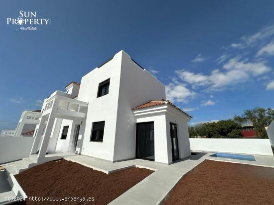  NUEVA VILLA PAREADA EN EL CAMPO DE GOLF - SANTA CRUZ DE TENERIFE 