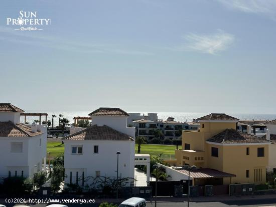 NUEVA VILLA PAREADA EN EL CAMPO DE GOLF - SANTA CRUZ DE TENERIFE