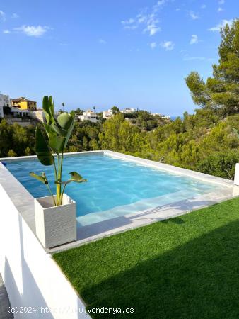 Villa reformada con vistas al mar - ALICANTE