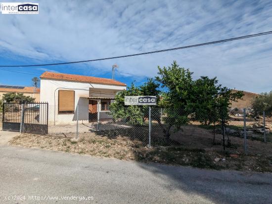 CASA RUSTICA EN TORRELLANO - ALICANTE