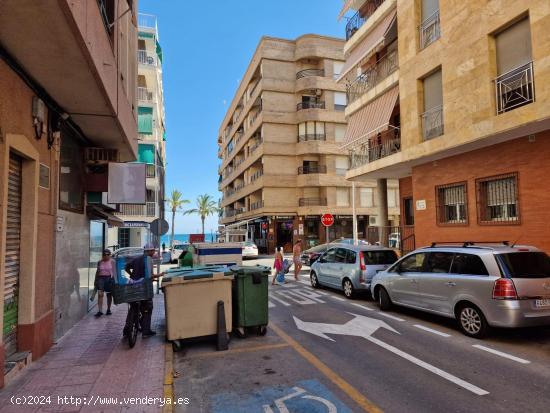 PLAZA DE GARAJE O COMO TRASTERO PARA COCHE PEQUEÑO - ALICANTE