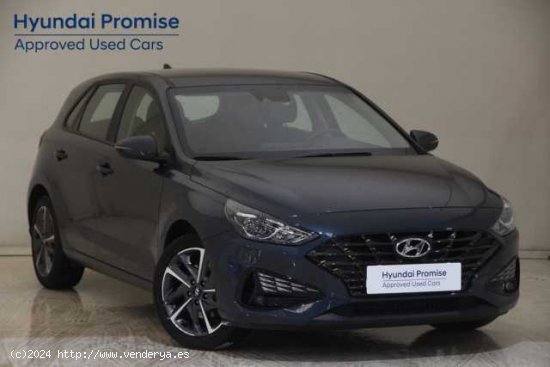 Hyundai i30 ( 1.5 DPI Klass SLX 110 )  - Valladolid