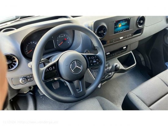 Mercedes Sprinter 215 CDI MEDIO 3.0T TD - 