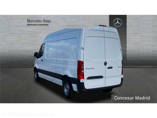 Mercedes Sprinter 215 CDI MEDIO 3.0T TD - 