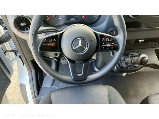 Mercedes Sprinter 215 CDI MEDIO 3.0T TD - 