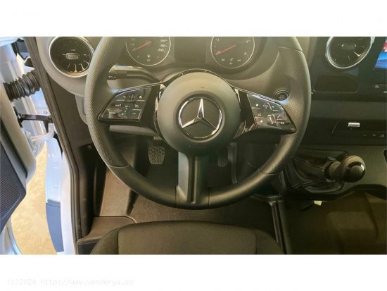 Mercedes Sprinter 311 CDI MEDIO 3.5T T. ALTO - 