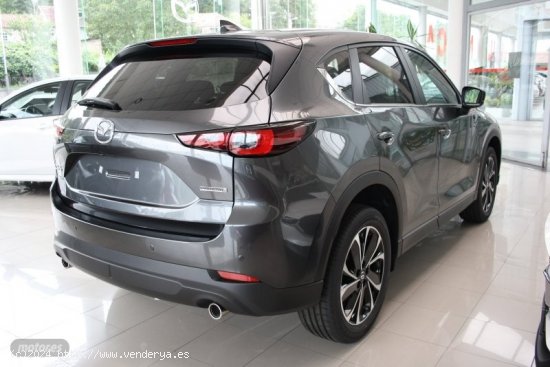 Mazda CX-5 CX5 2.0 CENTER LINE 5P de 2024 con 10 Km por 31.000 EUR. en Pontevedra