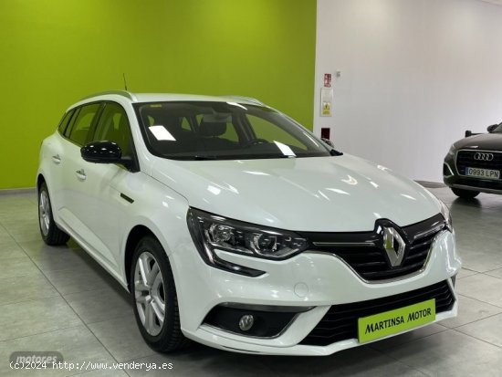 Renault Megane Business TCe 85 kW (115CV) GPF de 2020 con 42.000 Km por 17.800 EUR. en Malaga