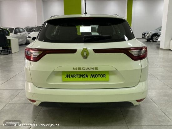 Renault Megane Business TCe 85 kW (115CV) GPF de 2020 con 42.000 Km por 17.800 EUR. en Malaga