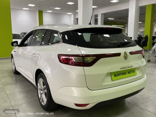 Renault Megane Business TCe 85 kW (115CV) GPF de 2020 con 42.000 Km por 17.800 EUR. en Malaga