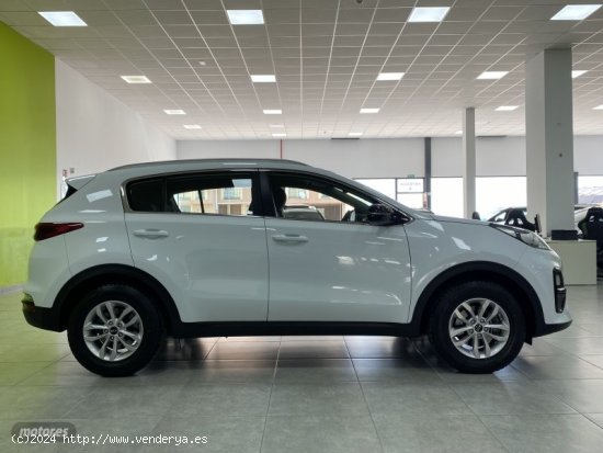 Kia Sportage 1.6 CRDi MHEV 85kW Business de 2020 con 30.000 Km por 21.800 EUR. en Malaga