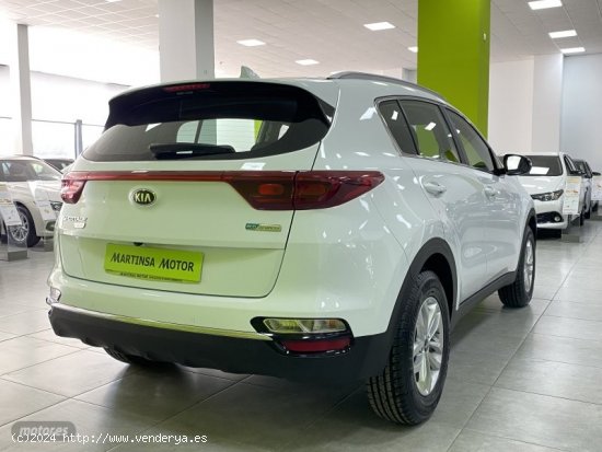 Kia Sportage 1.6 CRDi MHEV 85kW Business de 2020 con 30.000 Km por 21.800 EUR. en Malaga