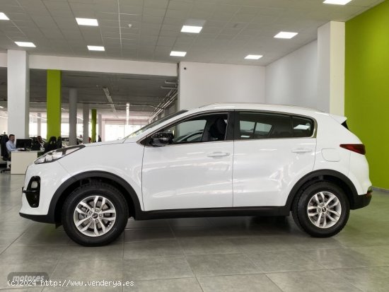 Kia Sportage 1.6 CRDi MHEV 85kW Business de 2020 con 30.000 Km por 21.800 EUR. en Malaga