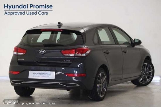 Hyundai i30 1.5 DPI Klass SLX 110 de 2023 con 13.219 Km por 19.390 EUR. en Malaga