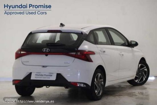 Hyundai i20 1.0 TGDI Klass 100 de 2023 con 13.670 Km por 17.190 EUR. en Malaga