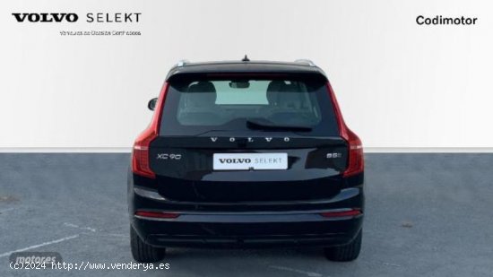 Volvo XC 90 XC90 Core, B5 (diesel) AWD, Diesel, 7 Asientos de 2022 con 120.844 Km por 45.850 EUR. en