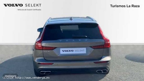 Volvo V 60 D3 MOMENTUM PRO AUTOMATICO 5P de 2020 con 83.618 Km por 26.500 EUR. en Sevilla