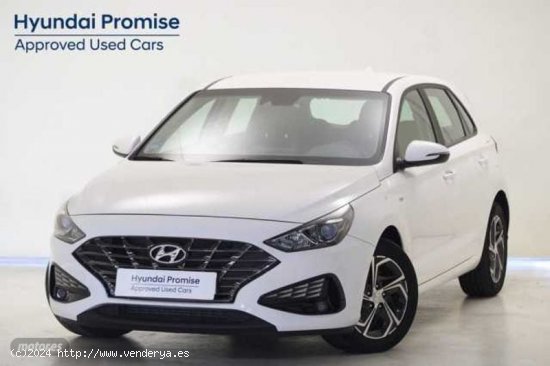 Hyundai i30 1.0 TGDI Klass LR 48V 120 de 2022 con 23.485 Km por 19.970 EUR. en Malaga