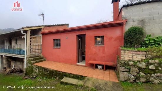 CASA PARA REFORMAR CERCA DE LA URBANIZACIÓN RAMIRÁS, EN SANTA CRUZ DE ARRABALDO - ORENSE