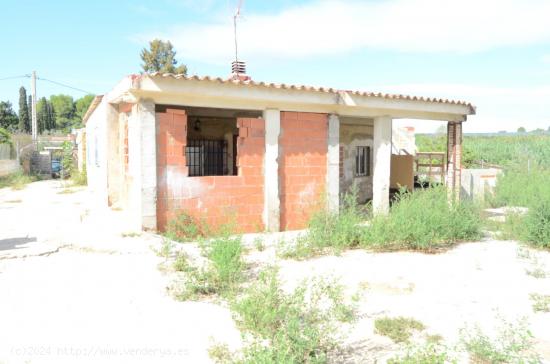 CHALET EN TORRENTE  CON PARCELA DE 670M2 ¡¡¡¡SIN COMISIONES INMOBILIARIAS!!!! - VALENCIA