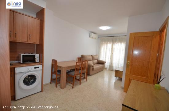 ALQUILER DE PISO 1 DORMITORIO Y PLAZA DE GARAJE. ROQUETAS DE MAR (ALMERIA) - ALMERIA