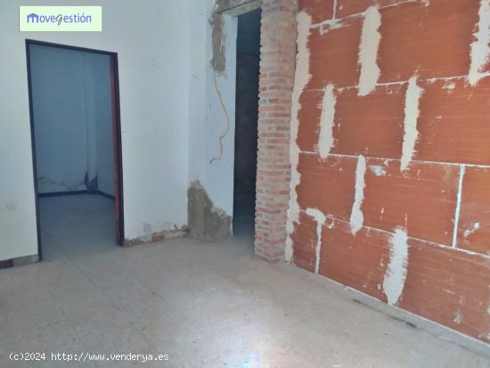 CASA INDEPENDIENTE EN VENTA ZONA ALGARROBAL - CADIZ