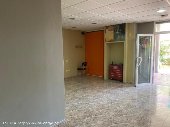 Local comercial en alquiler en la zona de Camí Fondo en Martorell - BARCELONA