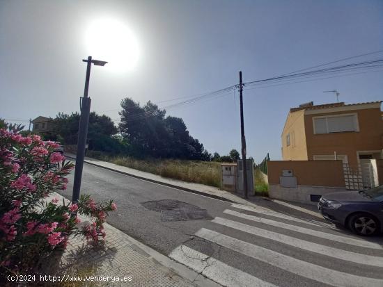  TERRENO URBANO  DE 1521 M2 EN VIRGEN DE MONSERRAT - VALENCIA 