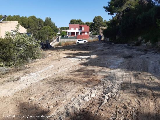 TERRENO URBANO  DE 1521 M2 EN VIRGEN DE MONSERRAT - VALENCIA