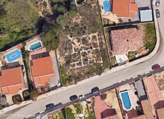  Gran parcela urbana en la Urbanización de Masía Pavía en Turís - VALENCIA 