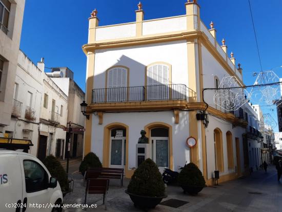  LOCAL COMERCIAL EN CORREDERA BAJA - CHICLANA - CADIZ 