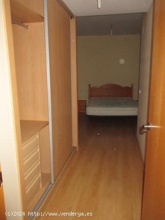 APARTAMENTO SEMINUEVO, AMUEBLADO DE 1 DORMITORIO, SALON,COCINA Y BAÑO - ZARAGOZA