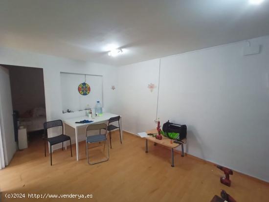  SE VENDE PISO EN HOSPITALET DE LLOBREGAT, ZONA LA FLORIDA - BARCELONA 