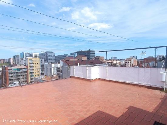  Piso en venta en Poble Nou - BARCELONA 