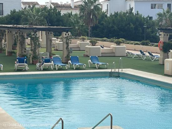 APARTAMENTO EN PUERTO BANÚS, MARBELLA - MALAGA